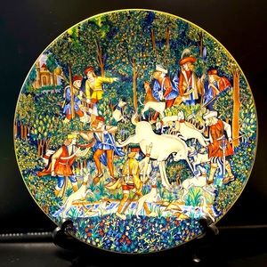 Limoges 1975 Titled:  CHASE OF THE UNICORN - Ltd Ed Plate #5